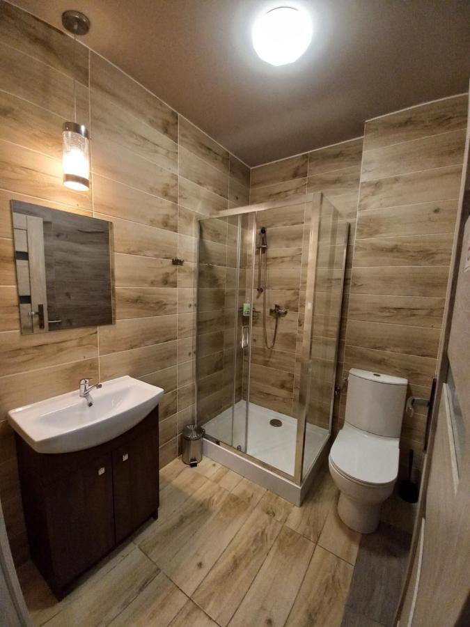 Good Night Noclegi & Strefa Z Sauna I Jacuzzi Ogolnodostepna Lub Na Wylacznosc Czechowice-Dziedzice Exterior foto